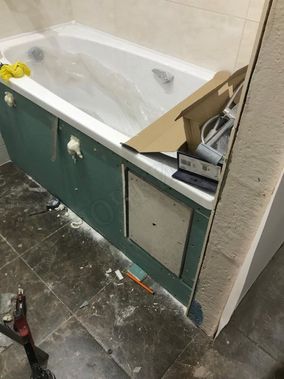 Люк под плитку Нажимной Секрет-Лайт 200*900 Люк под плитку Нажимной Секрет-Лайт 200*900