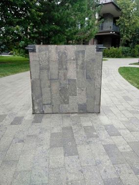 Люк под брусчатку Брус Ли Стальной 600*700 Люк под брусчатку Брус Ли Стальной 600*700